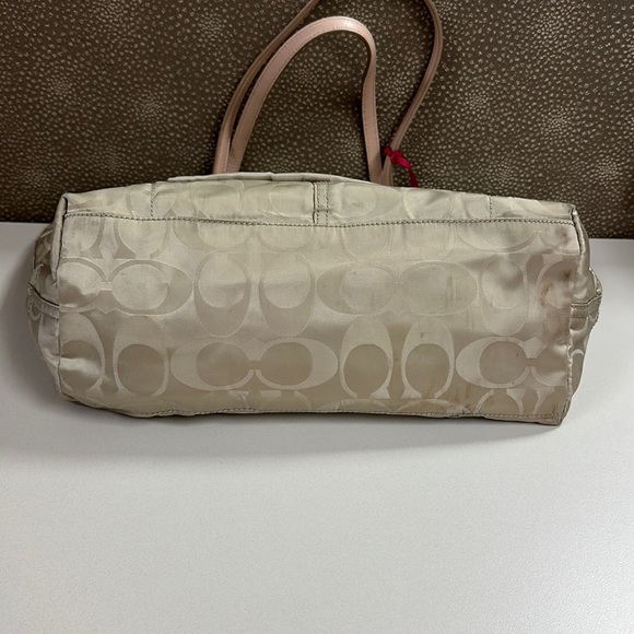SOLD🔥🔥🔥Coach Signature Nylon Tote Bag - Picture 9 of 16